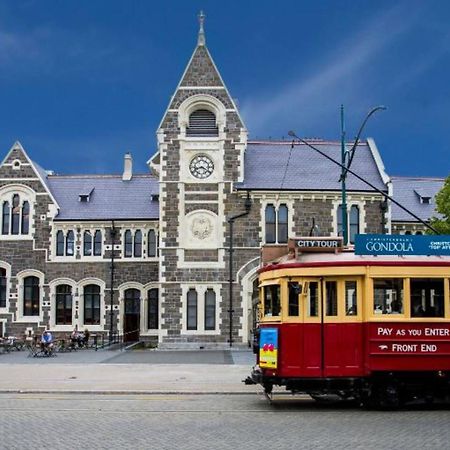 Inner City Delight Walk To Cathedral Square Christchurch Bagian luar foto